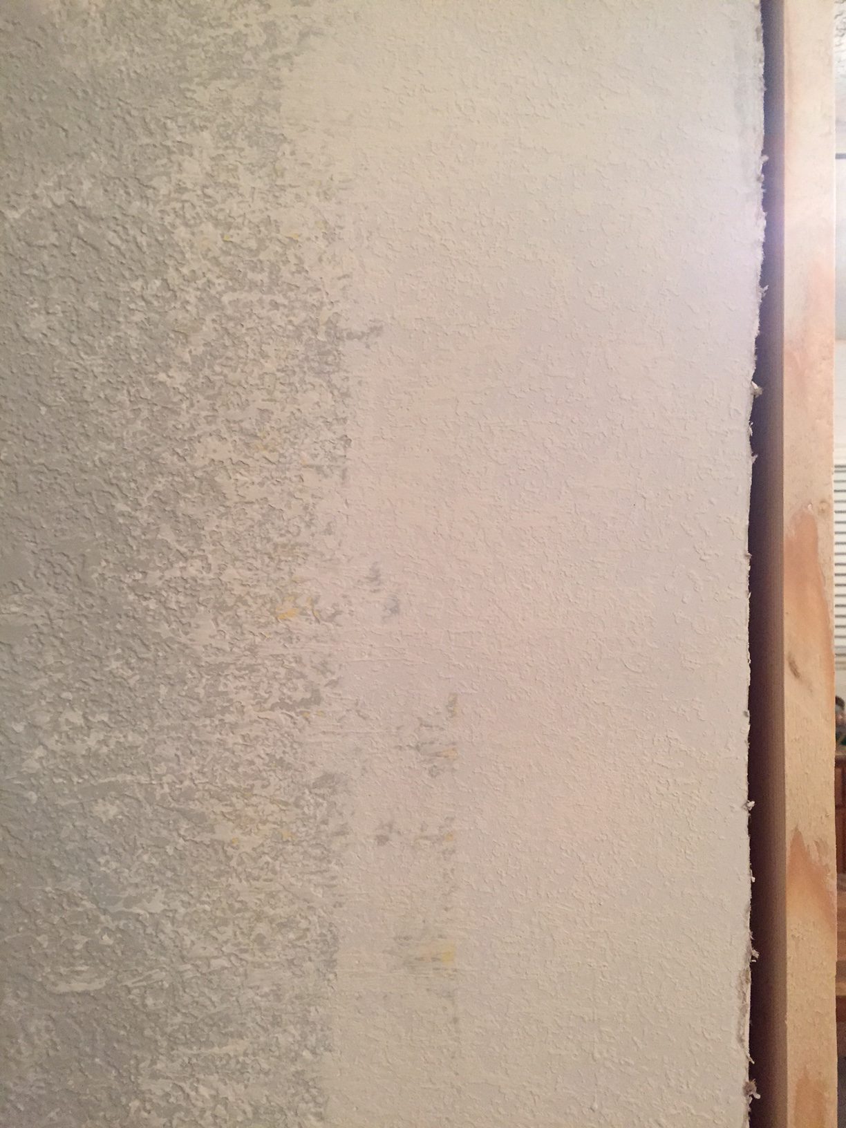 texture wall, spray texture, DIY spray textrue, DIY drywall, cased opening