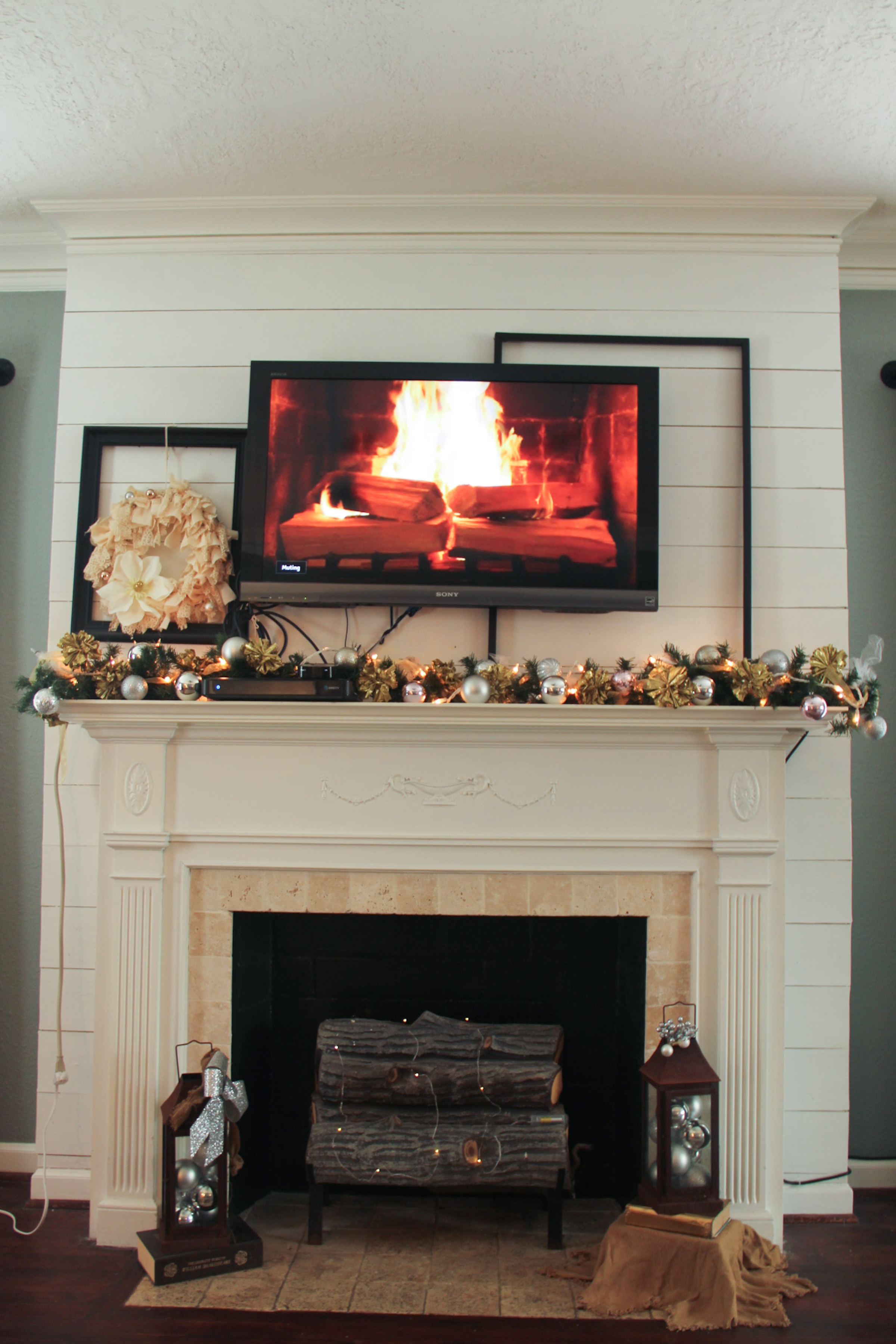 christmas mantle decorations